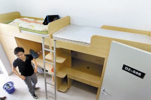 深圳信息学院3800新生昨入住大运村图片