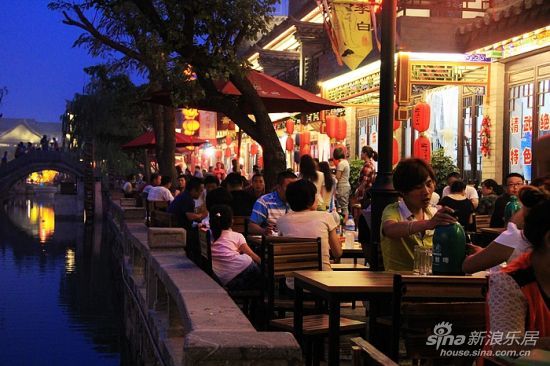 滦州古城小吃街日益旺盛带动餐饮业发展