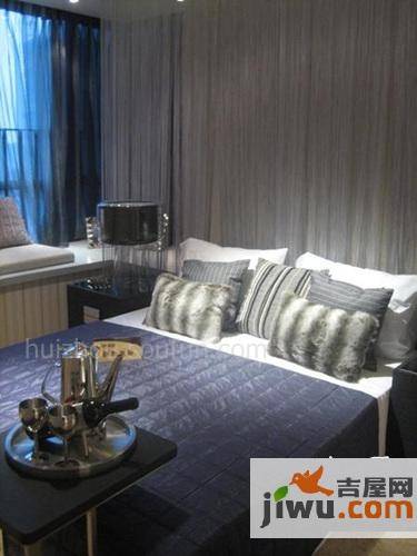 中建彩虹城样板间图片