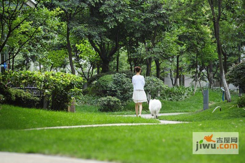 城南优品道广场实景图图片