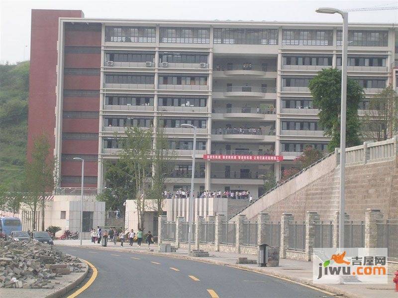 银城云水间配套图