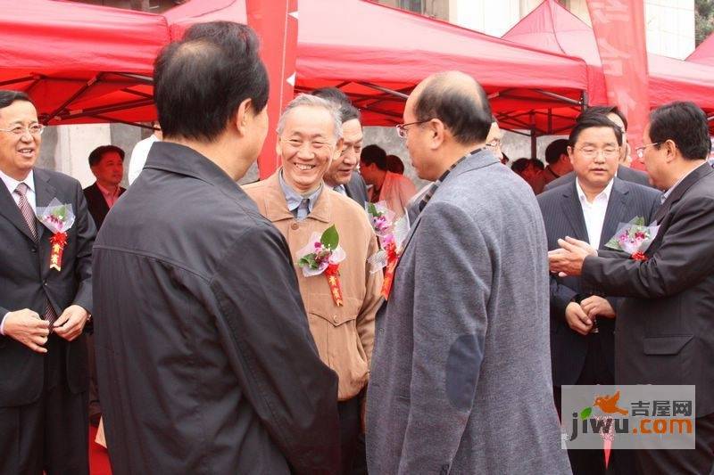 鸿运金茂广场实景图图片