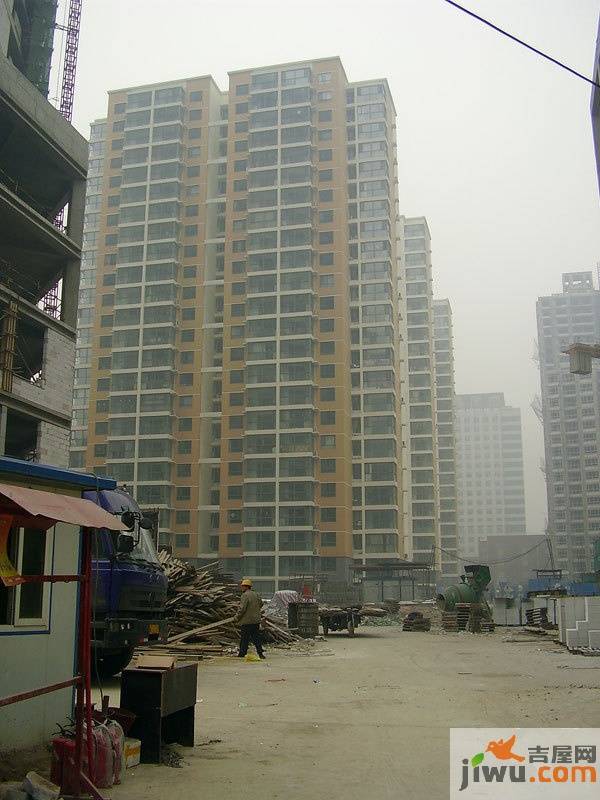 剑桥春雨实景图图片