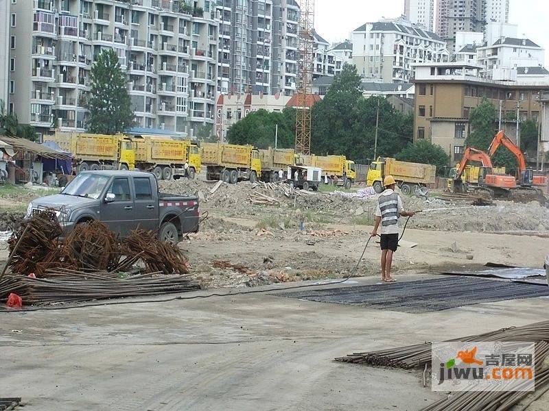 群升白马郡实景图图片