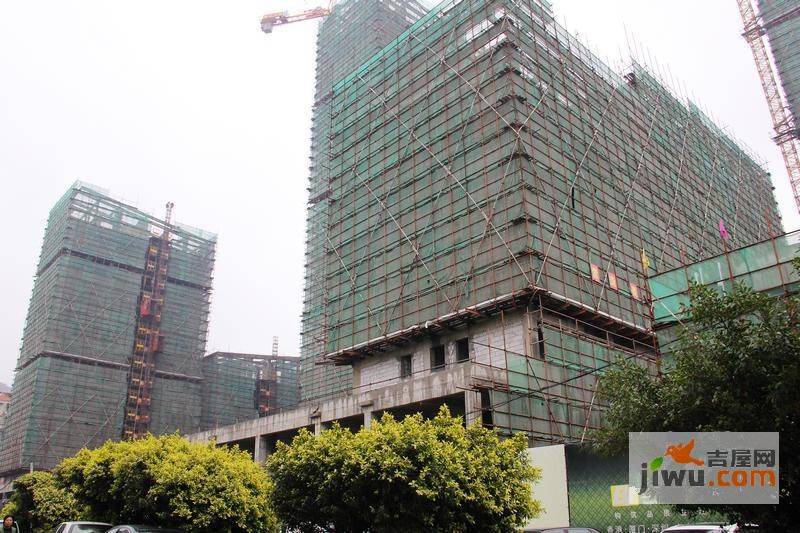 宝嘉誉峰实景图图片